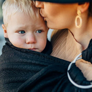 Lennylamb Ring Sling Peacock's Tail Pitch Black 59% Baumwolle, 41% Merinowolle Ring Sling Lennylamb 